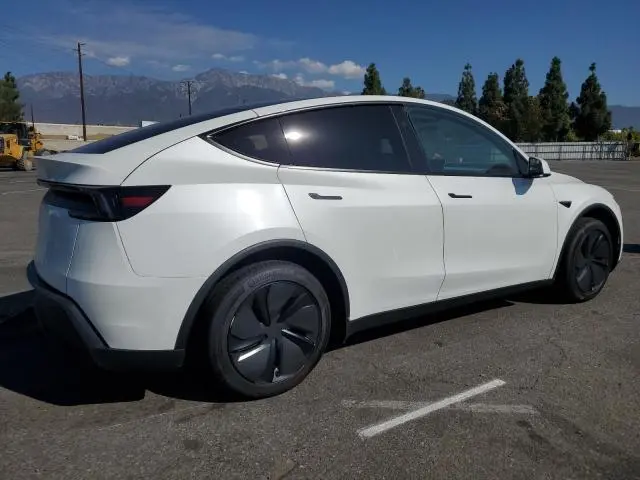 2026 TESLA MODEL Y