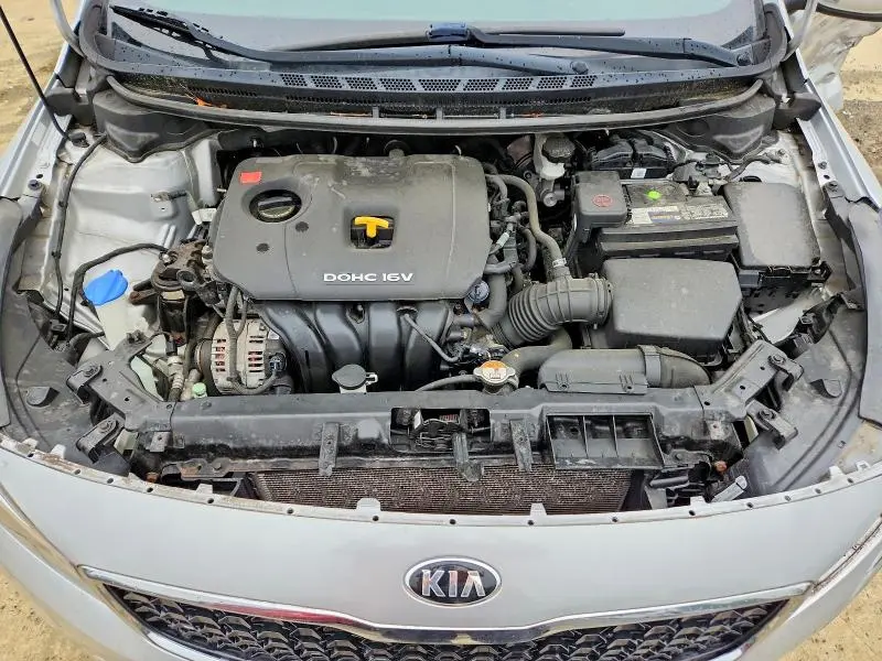 2017 KIA FORTE LX  