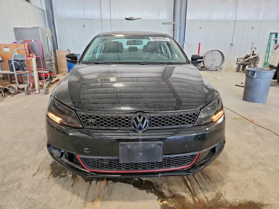 2014 VOLKSWAGEN JETTA SE  