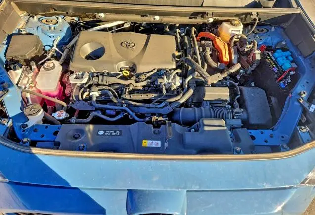 2025 TOYOTA RAV4 XSE  