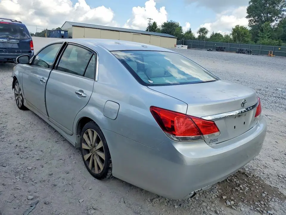 2011 TOYOTA AVALON LIMITED  