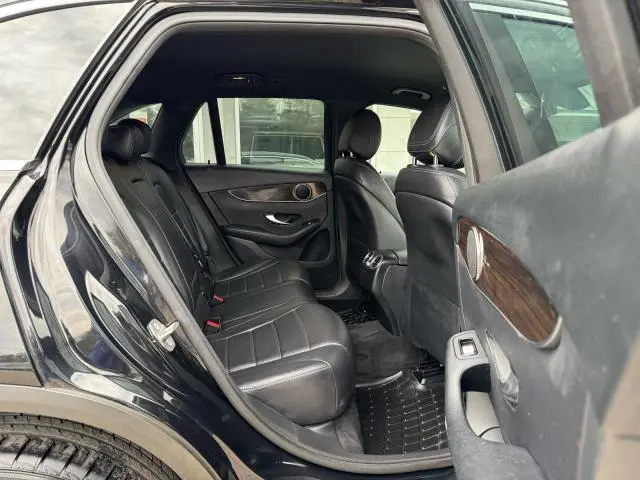 2020 MERCEDES-BENZ GLC 300  