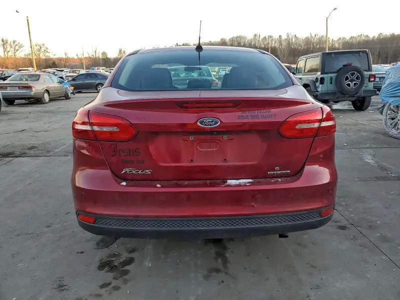 2016 FORD FOCUS SE  
