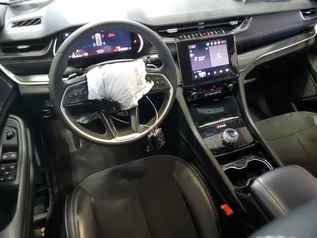 2023 JEEP GRAND CHEROKEE LAREDO  