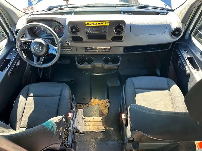 2021 MERCEDES-BENZ SPRINTER 2500  