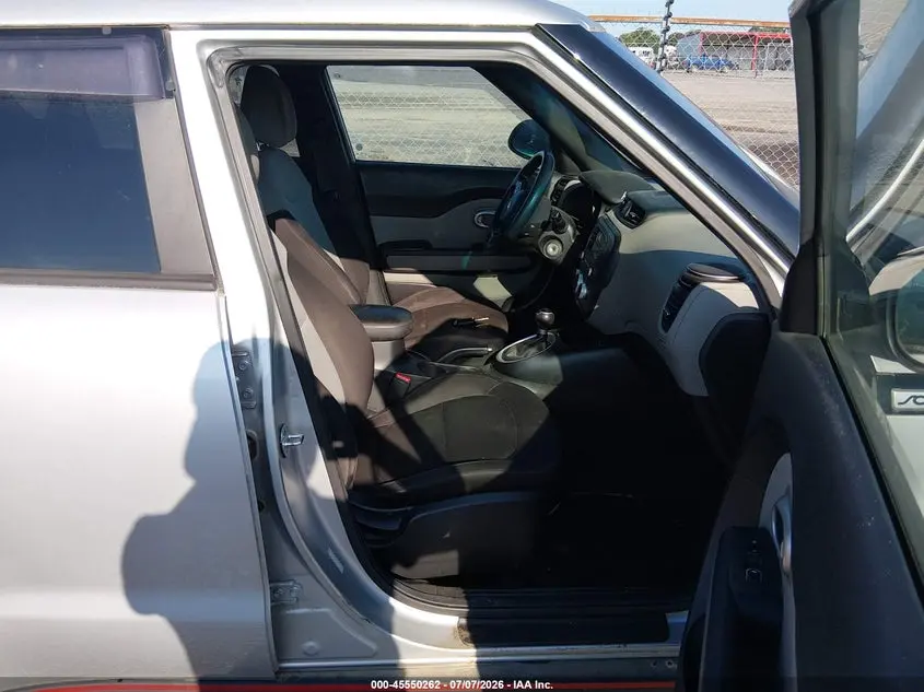 2017 KIA SOUL  