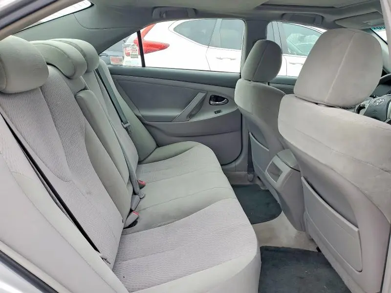 2011 TOYOTA CAMRY LE  