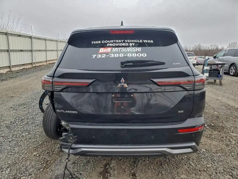 2025 MITSUBISHI OUTLANDER SE  