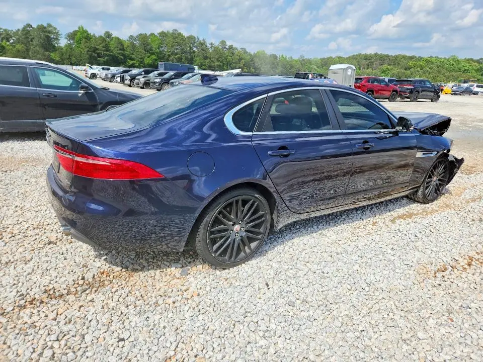 2016 JAGUAR XF PRESTIGE  