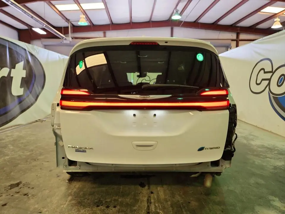 2022 CHRYSLER PACIFICA HYBRID TOURING L  