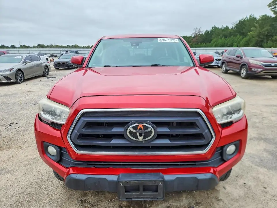 2020 TOYOTA TACOMA SR5 V6  