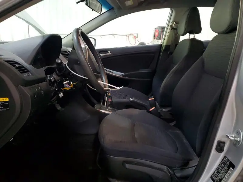 2015 HYUNDAI ACCENT GS  