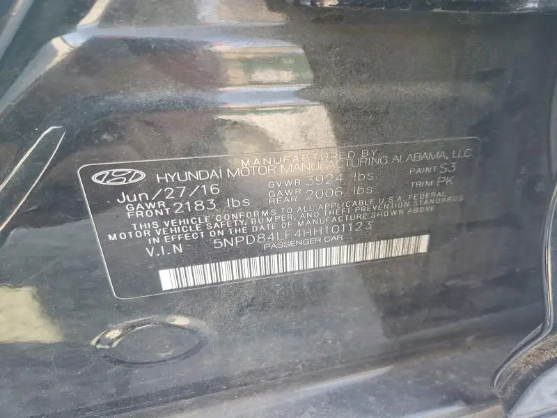 2017 HYUNDAI ELANTRA SE  