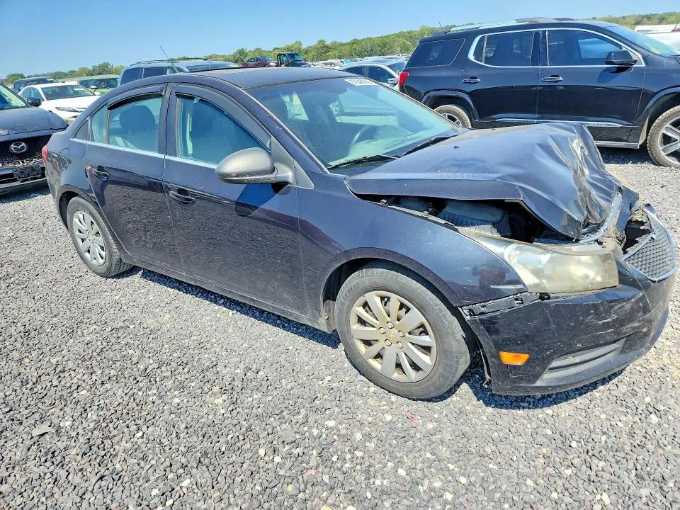 2011 CHEVROLET CRUZE LS  