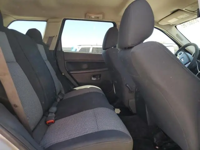 2010 JEEP GRAND CHEROKEE LAREDO  