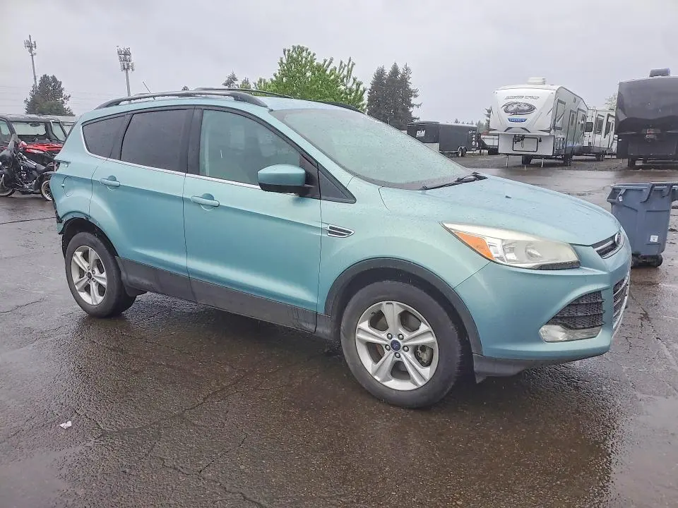 2013 FORD ESCAPE SE  