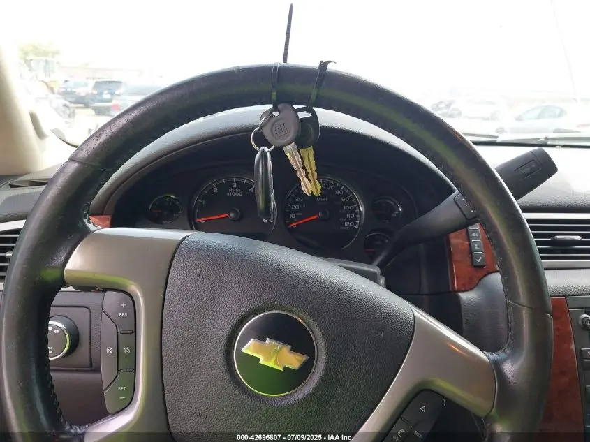 2011 CHEVROLET TAHOE LT