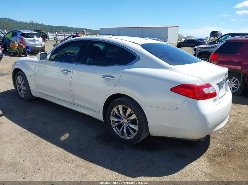 2014 INFINITI Q70 3.7X