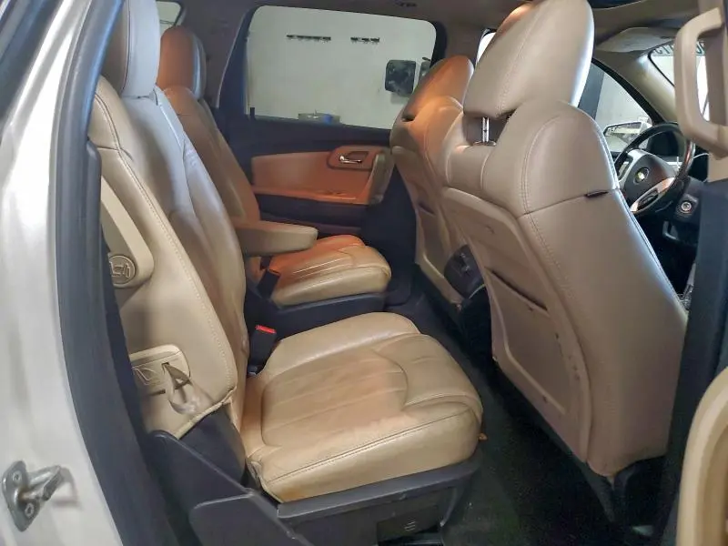 2011 CHEVROLET TRAVERSE LTZ  