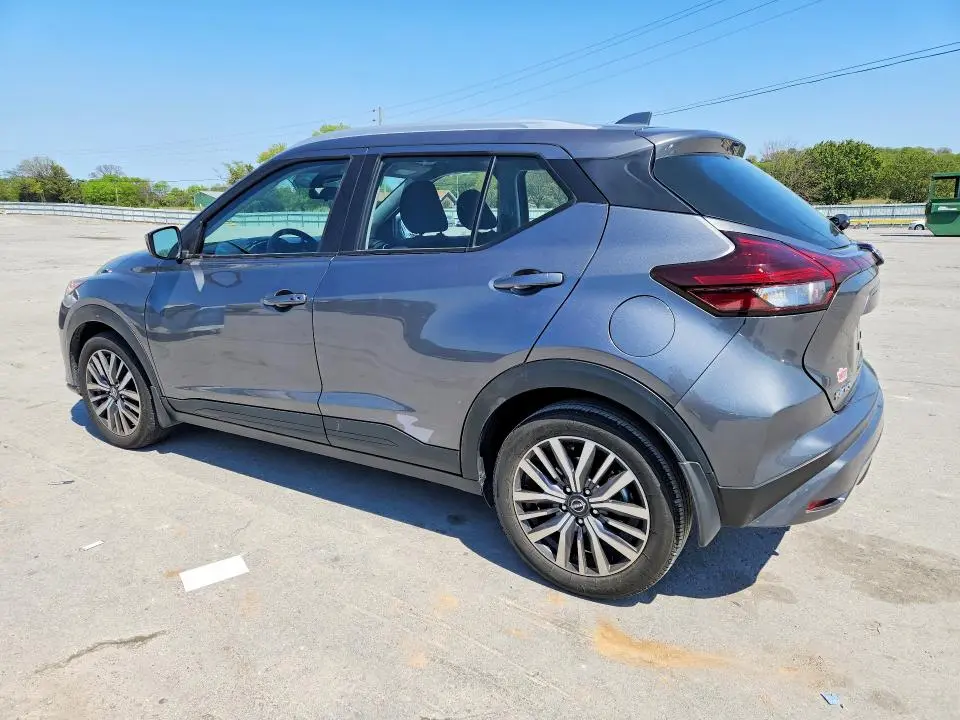 2023 NISSAN KICKS SV  