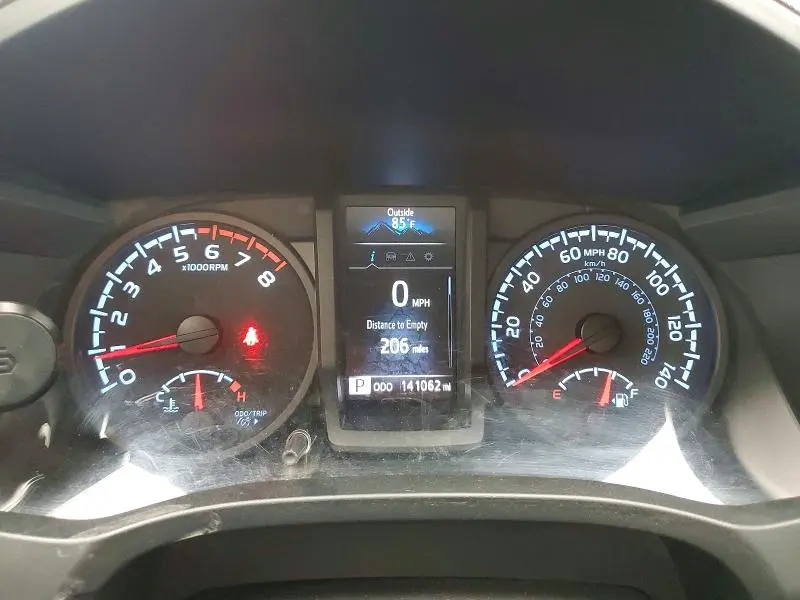 2021 TOYOTA TACOMA SR  