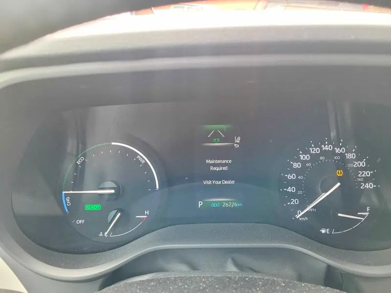 2024 TOYOTA SIENNA LE  