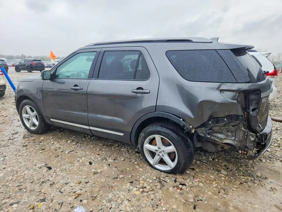 2016 FORD EXPLORER XLT  