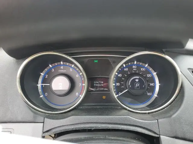 2012 HYUNDAI SONATA GLS  
