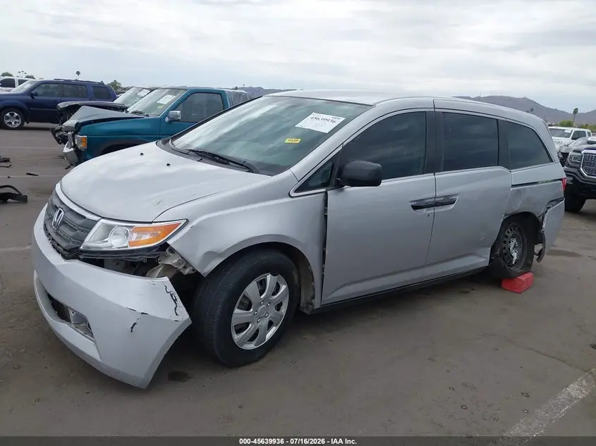 2011 HONDA ODYSSEY LX