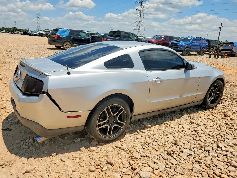 2011 FORD MUSTANG   