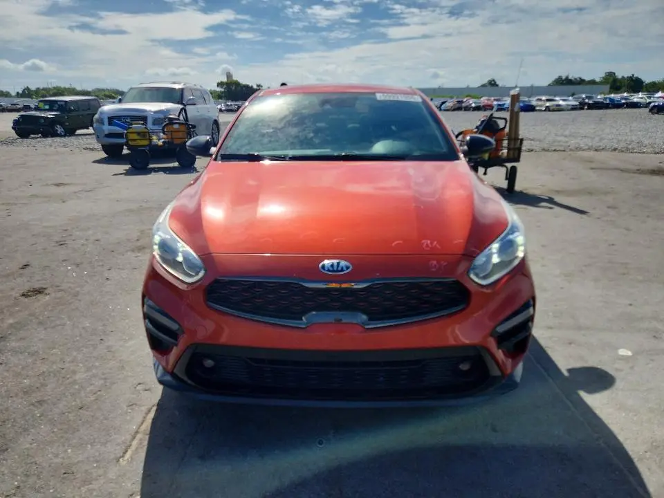 2021 KIA FORTE GT LINE  