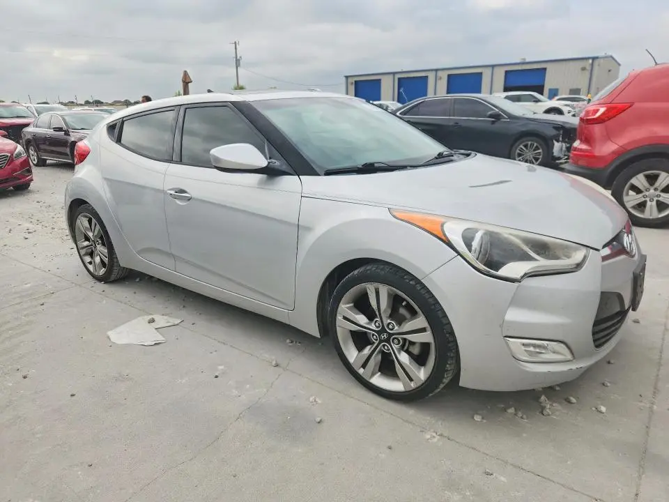2014 HYUNDAI VELOSTER BASE  