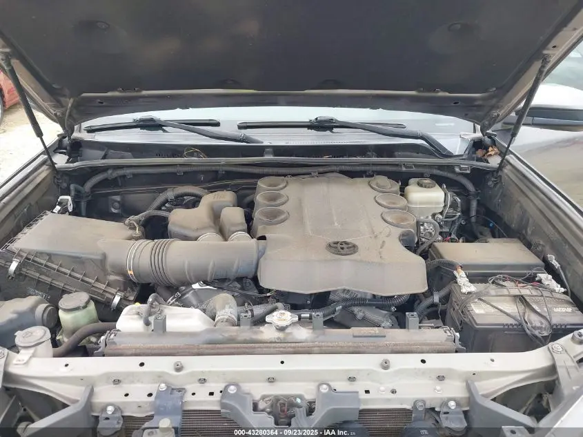 2017 TOYOTA 4RUNNER SR5