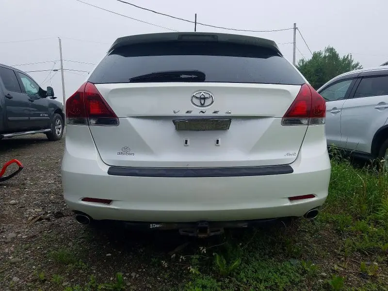 2013 TOYOTA VENZA LE  