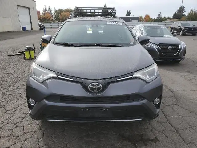 2017 TOYOTA RAV4 XLE  