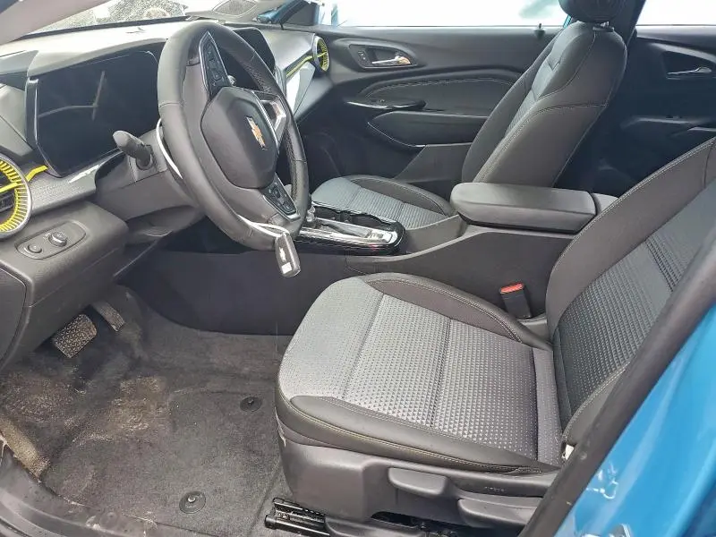 2025 CHEVROLET TRAX 1LT  