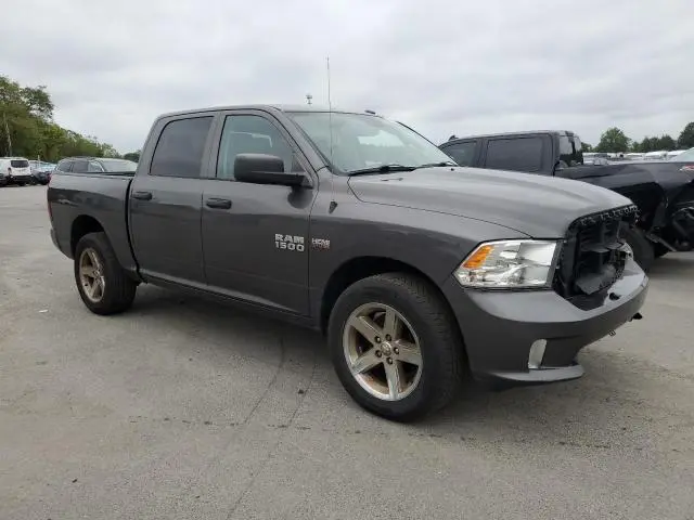 2016 RAM 1500 ST