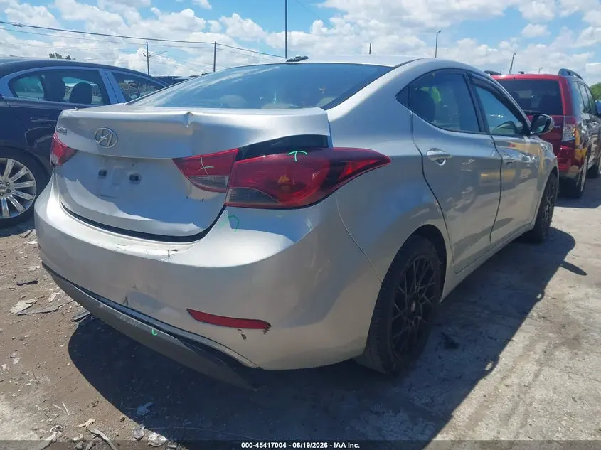 2016 HYUNDAI ELANTRA SE