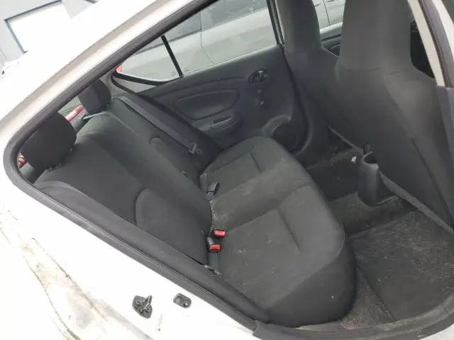 2017 NISSAN VERSA S  