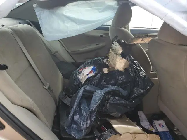 2013 TOYOTA COROLLA BASE  