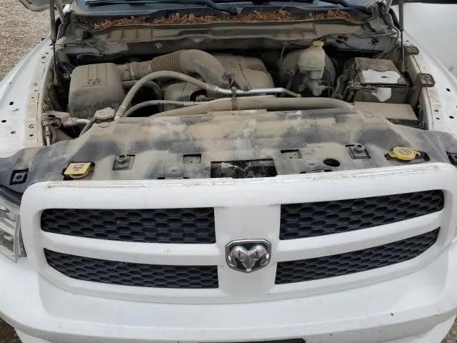 2014 RAM 1500 ST  
