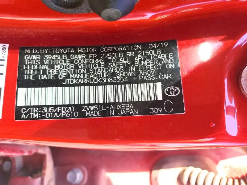 2019 TOYOTA PRIUS LE  