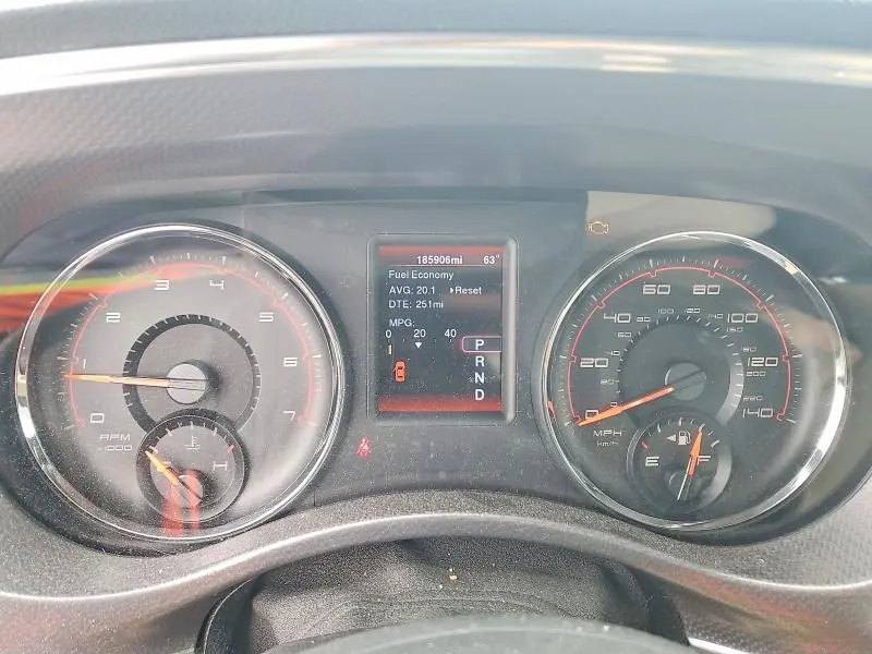 2014 DODGE CHARGER SE  