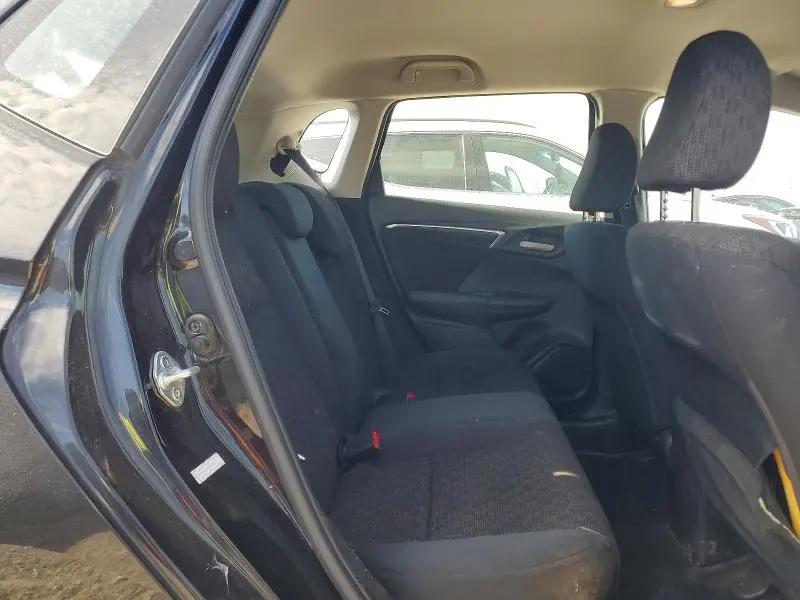 2016 HONDA FIT LX  