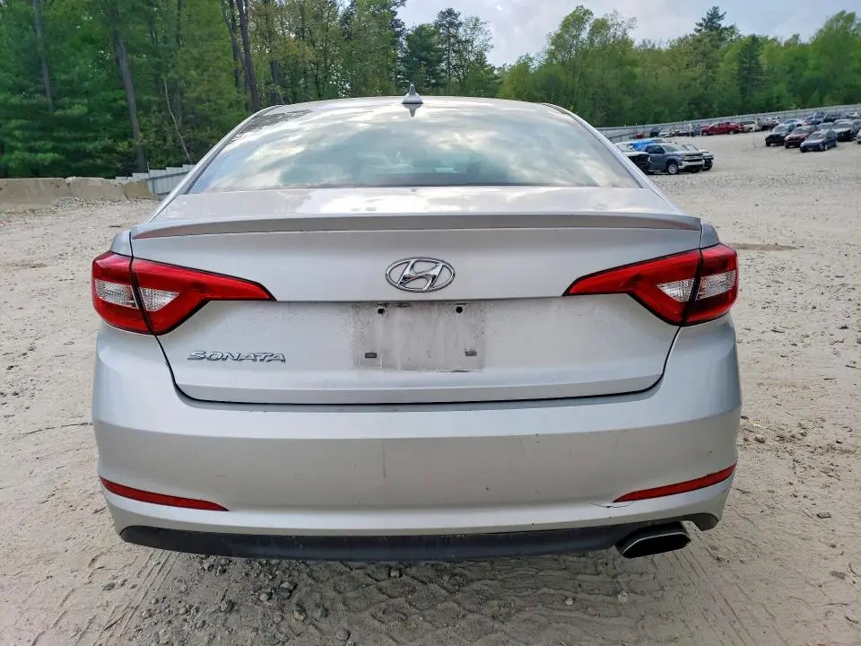 2017 HYUNDAI SONATA SE  