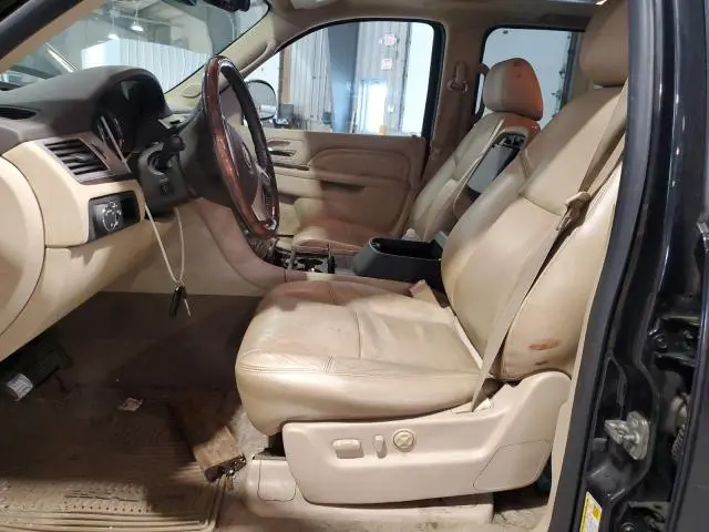 2013 CADILLAC ESCALADE ESV LUXURY  