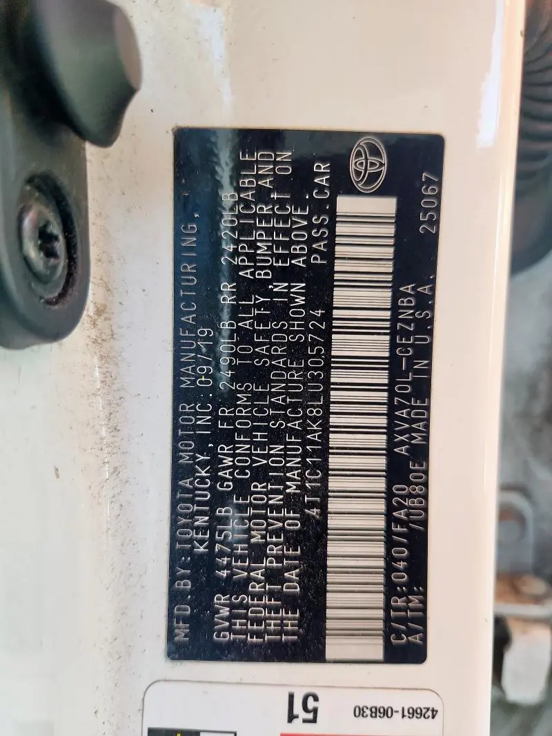 2020 TOYOTA CAMRY LE  