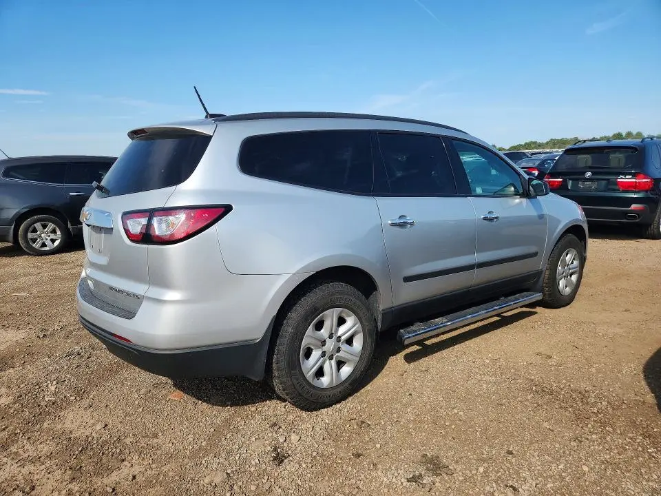 2016 CHEVROLET TRAVERSE LS  