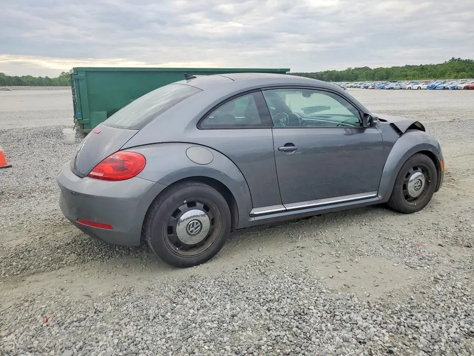 2013 VOLKSWAGEN BEETLE   