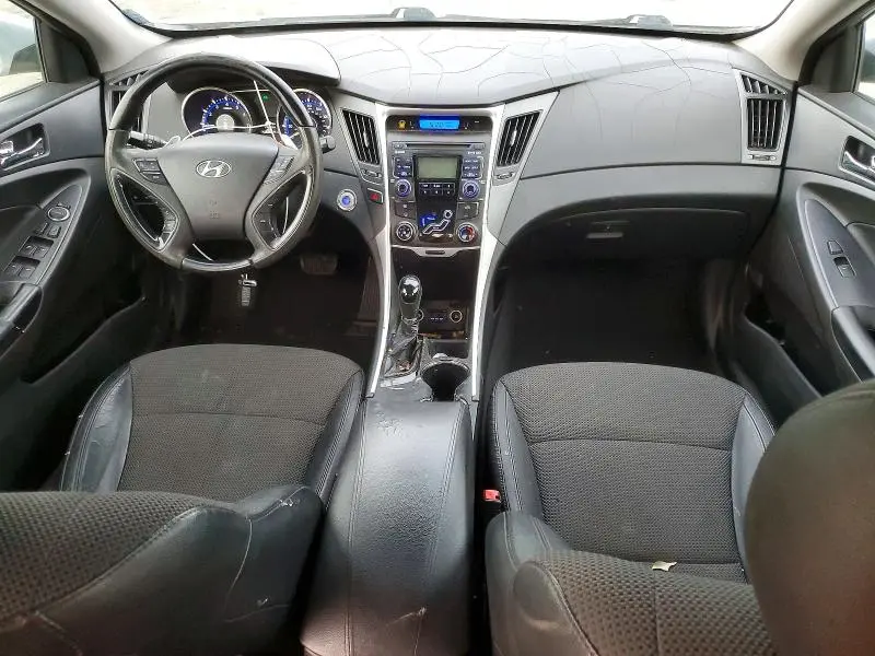 2011 HYUNDAI SONATA SE  